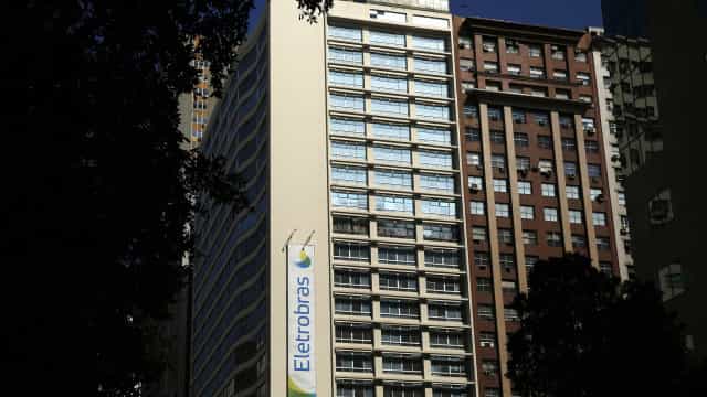 Deputados entram com pedido para suspender julgamento do TCU sobre Eletrobras
