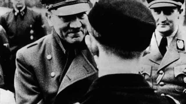 O que aconteceu de fato com Hitler? Algumas teorias acreditam que ele veio parar no Brasil!