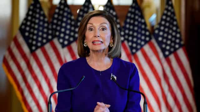 Pelosi faz visita surpresa à Ucrânia, em novo aceno dos EUA contra Rússia