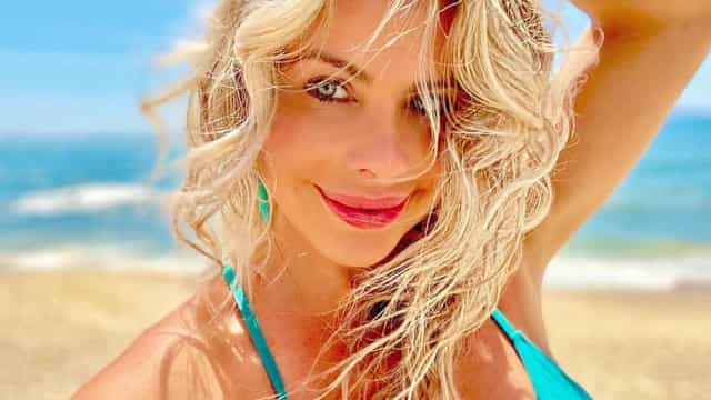 ‘Fanatismo religioso’ levou ao fim do casamento de Karina Bacchi