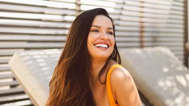 Juliette dá aval para fã tatuar seu nome em lugar inusitado