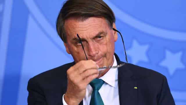 Bolsonaro diz que inflação está ‘acima do normal’, mas culpa alta a processo global