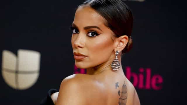 Anitta não vai além de política de balançar a bunda, diz ex-chefe da Rouanet