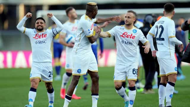 Napoli consegue vitória fora contra Torino e encaminha 3ª posição no Italiano