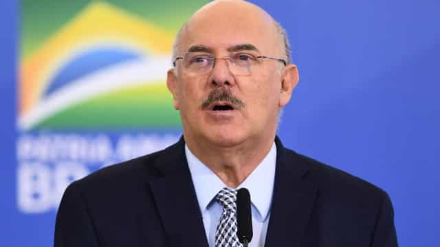 Ministra do STF envia inquérito contra Milton Ribeiro para a Justiça