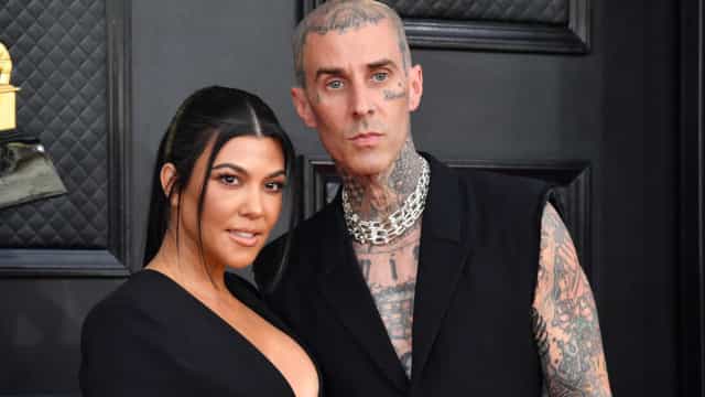 Kourtney Kardashian se casa com Travis Barker