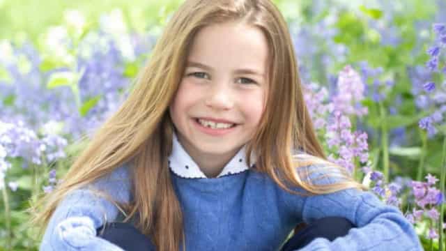 Princesa Charlotte: A Realeza da fofura em fotos de infância