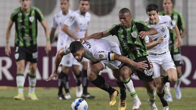 Atlético-MG supera o América no clássico e fica perto das oitavas da Libertadores