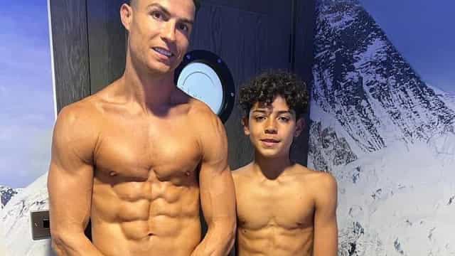 Aos 11 anos, filho de Cristiano Ronaldo impressiona com corpo tonificado