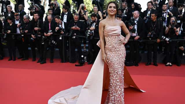 Cannes vira ‘farofa da Gkay’ com Samantha Schmütz, Rafa Kalimann e até coaches