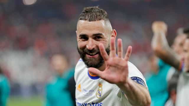 Messi vê Benzema perto da Bola de Ouro, mas diz que Real não é o melhor da Liga