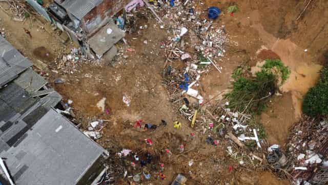 Veja como ajudar famílias atingidas pelas chuvas em Pernambuco