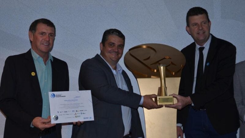 Prefeito Érico de Guarantã do Norte Vence Prêmio Nacional do SEBRAE