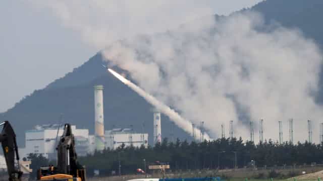 EUA e Coreia do Sul disparam 8 mísseis balísticos em resposta a Pyongyang