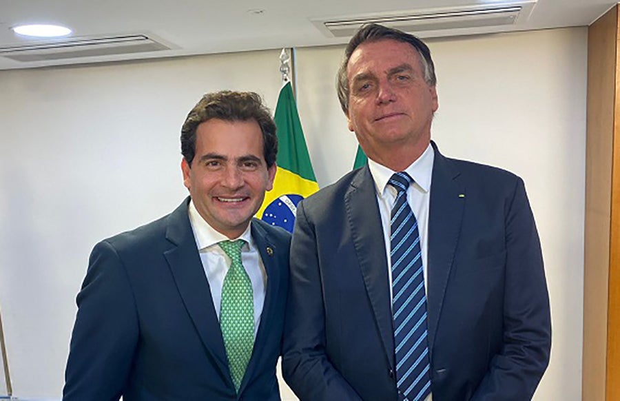 Bolsonaro sanciona projeto de senador mato-grossense que deve reduzir contas de energia