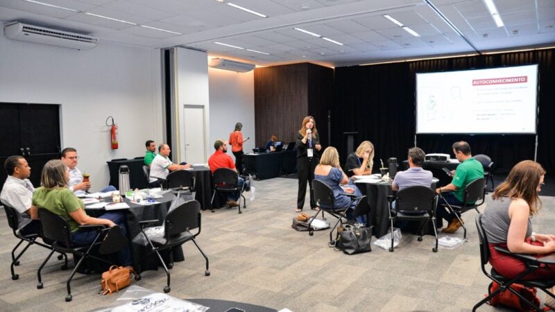 Autoconhecimento e performance em Gestão de pessoas são temas da Academia de Liderança