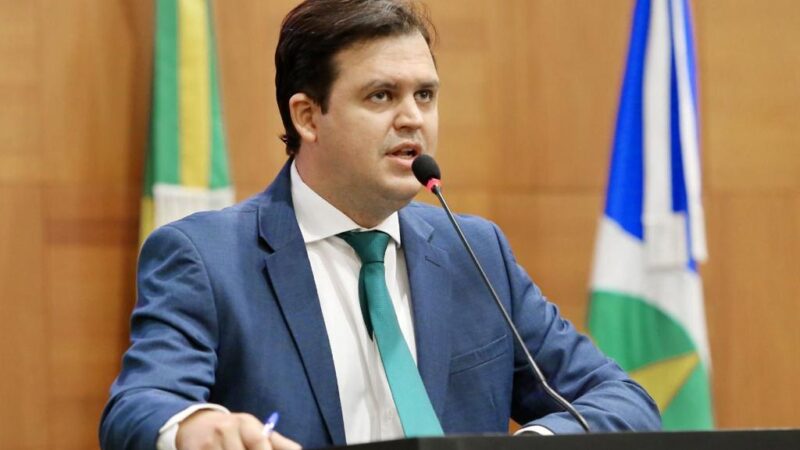 Lei de Thiago Silva determina que concessionárias informem consumidores sobre transferência de débito para empresas de cobrança