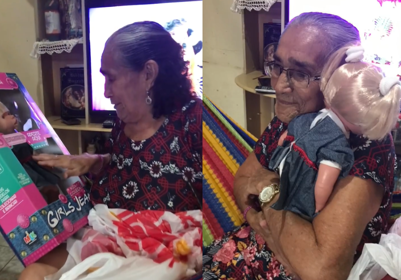 Avó que nunca teve boneca ganha uma do neto e se emociona. VÍDEO