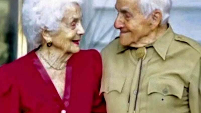 “Te amo do mesmo jeito”! 77 anos juntos desde que se conheceram na guerra