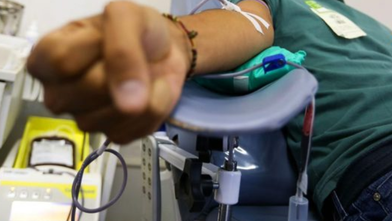 Doador de sangue terá isenção em taxa de concursos públicos do ES