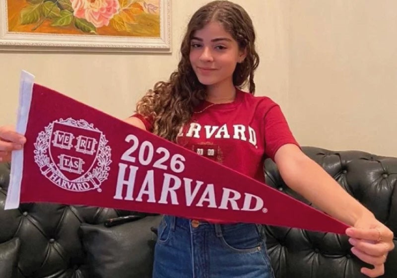 Da periferia para Harvard: Jovem ganha bolsa em universidade dos EUA