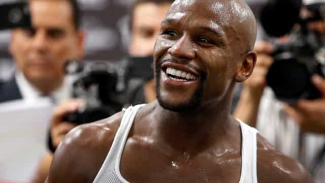 Floyd Mayweather vai enfrentar estrela das artes marciais no Japão em setembro