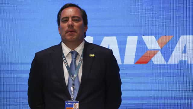 ‘Estou com vontade de você’, disse presidente da Caixa, segundo funcionária