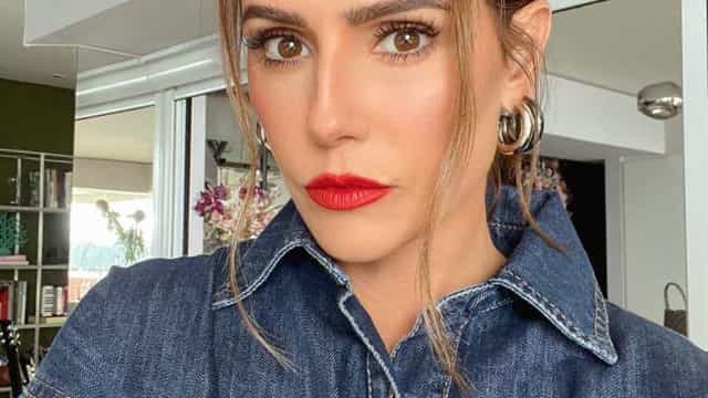 Deborah Secco relembra namoro com mulher famosa