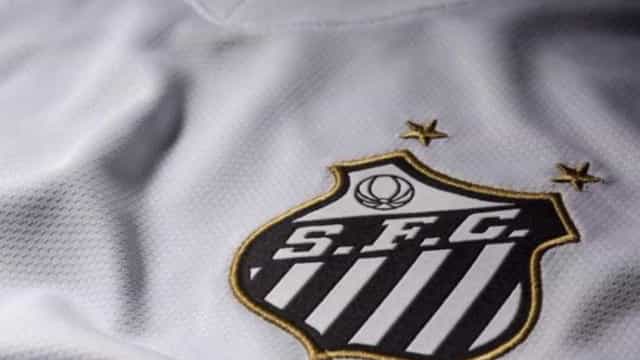 Sem vencer há 3 jogos, Santos desafia boa fase do Athletico-PR