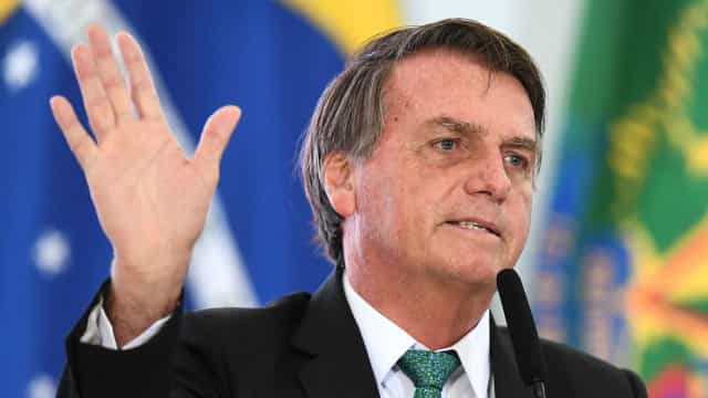Bolsonaro diz que, ‘ao que tudo indica’, servidores não terão reajuste neste ano