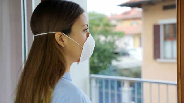 Covid-19: Brasil registra 49,6 mil novos casos e 299 mortes