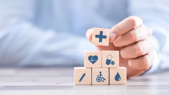 Planos de saúde individuais podem ter reajuste acima de 40%, diz estudo