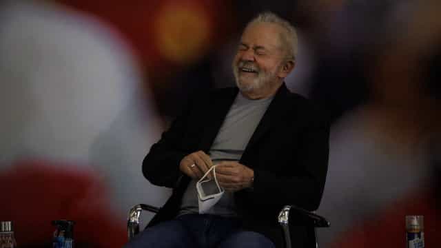 PT estuda novo PAC e mais subsídios para habitação