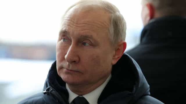 Putin ordena novas regras para impulsionar crescimento da Rússia