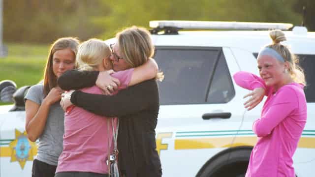 Controle de armas: como o mundo lida com tiroteios em massa?