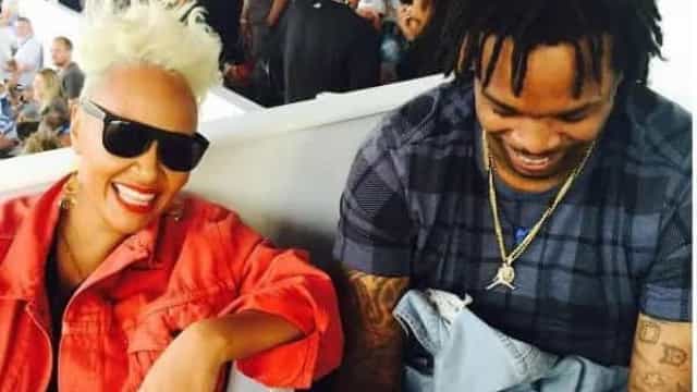 Ex-namorado da cantora Emeli Sande é esfaqueado até à morte em festa