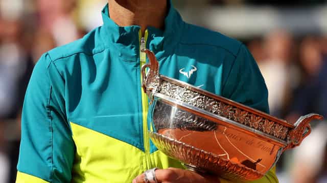 Nadal oscila, mas vence sem sustos e fatura 14º título de Roland Garros