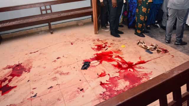 Ataque com tiros e bombas a igreja na Nigéria deixa ao menos 50 mortos, diz mídia local