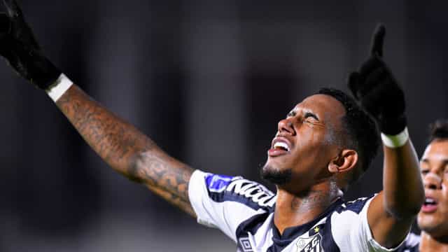 Autor do gol no Mineirão, Rwan elogia coragem do Santos diante do Atlético-MG