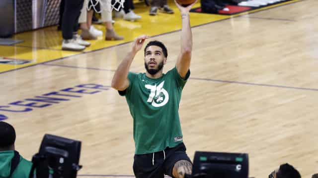 Tatum é fã de Kobe, sonhava com os Lakers e agora quer vencer NBA contra o rival