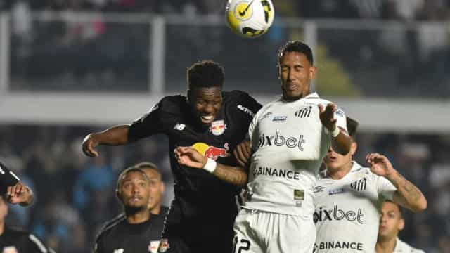 Santos e Bragantino empatam em 2 a 2 na Vila Belmiro