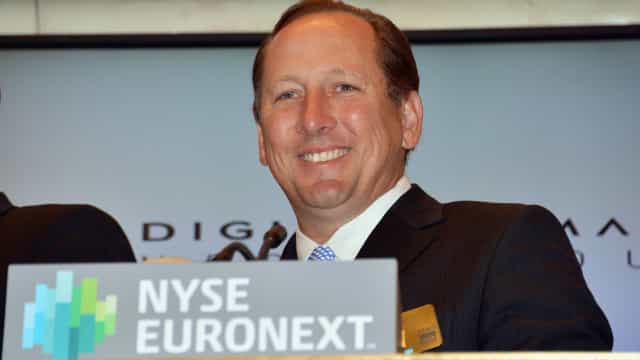 John Textor chega a acordo para se tornar acionista majoritário do Lyon