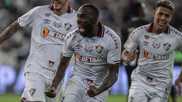 Com gol de zagueiro, Flu vence o Botafogo e encosta no G-4 do Brasileirão