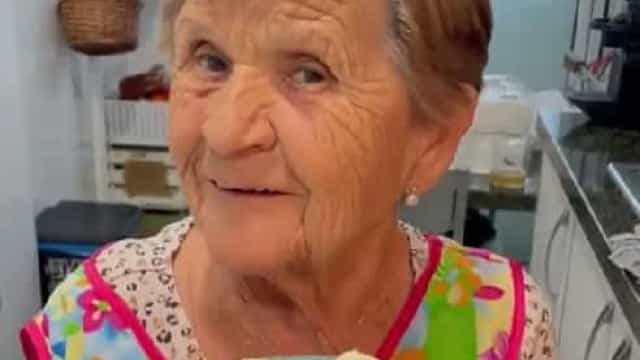 Rosa, a Tiktoker de 81 anos com mais de sete milhões de seguidores