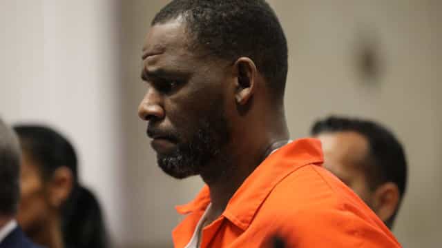R. Kelly é condenado a 30 anos de prisão por tráfico sexual