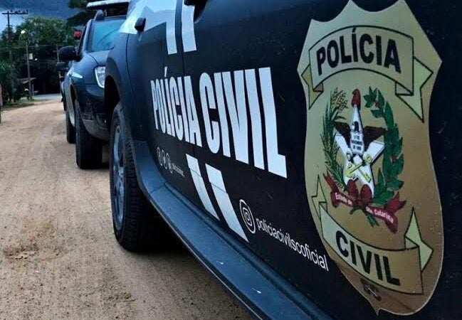 Tio é preso por abusar sexualmente de sombrinha de 12 anos