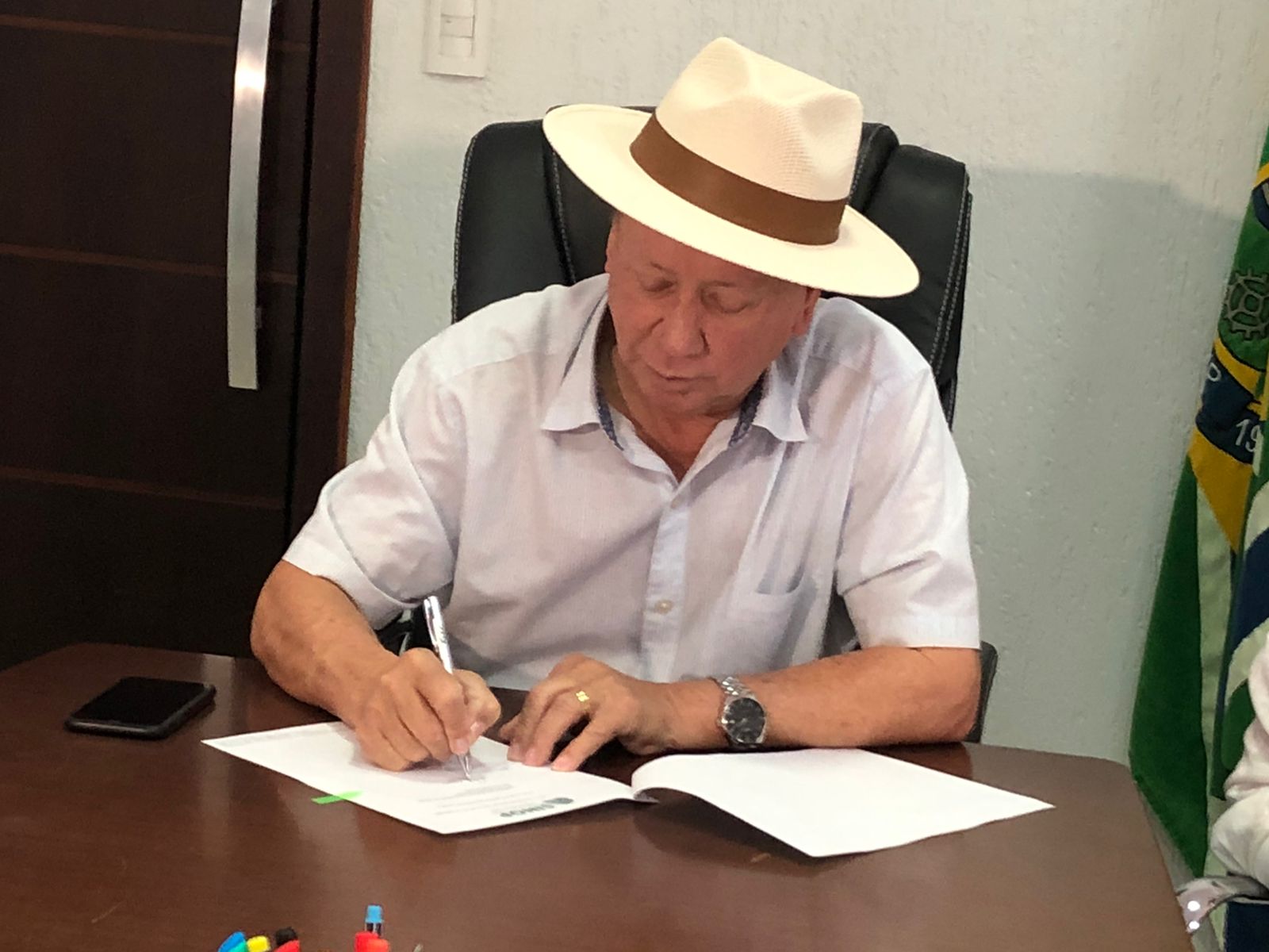 Prefeito autoriza iniciar construção de escola em tempo integral em Sinop