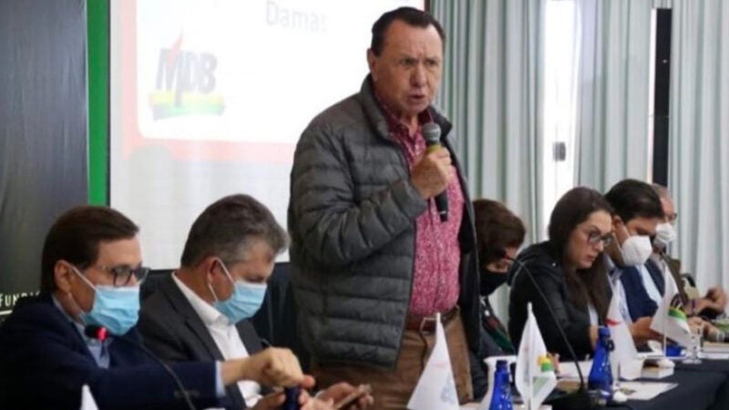 MDB em Mato Grosso adia convenção para dia 5