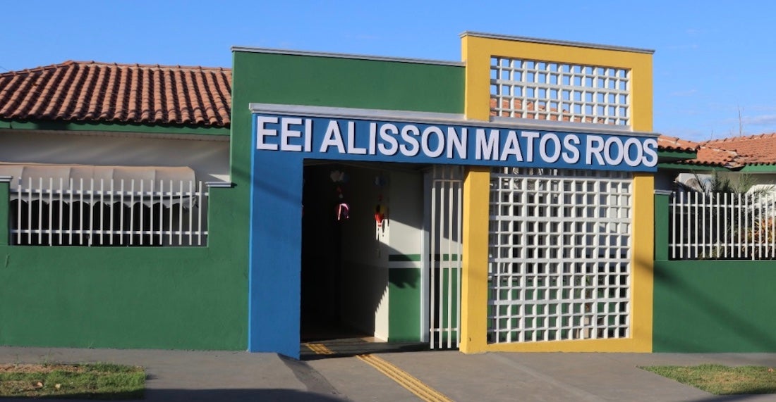 Prefeito entrega reforma e ampliação de escola em Colíder