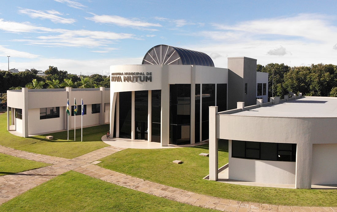 Prefeitura define nesta  6ª contratação de empresa para melhorar estradas em Nova Mutum
